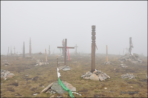 cruci pe varful harghita madaras