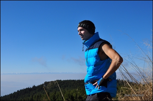 eu, ioan stoenica, si vesta nahanny de culoarea cerului!