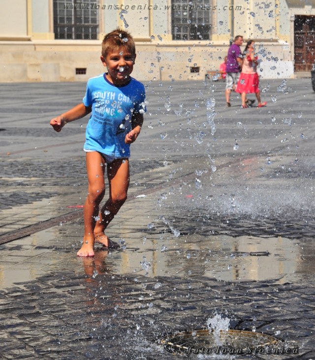 printre stropi - joaca de copil