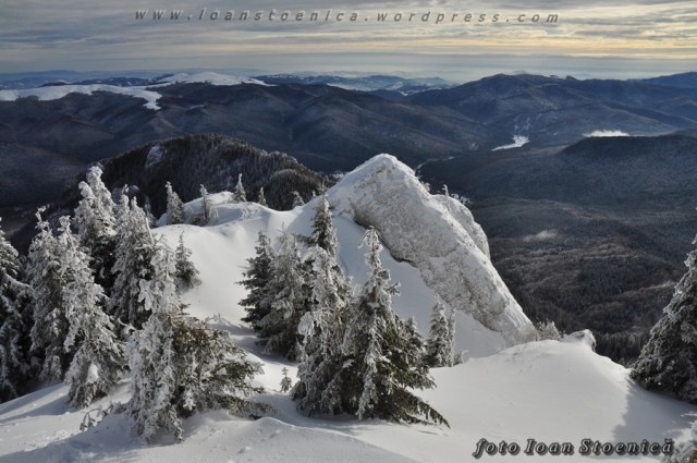 iarna in ciucas - vedere spre sud