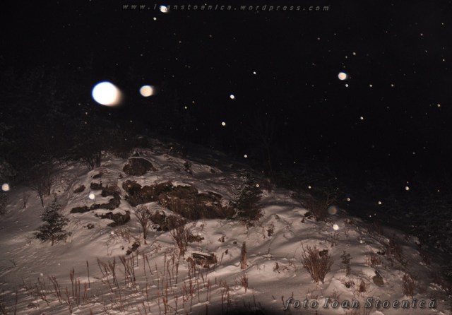 noaptea pe munte - ninge